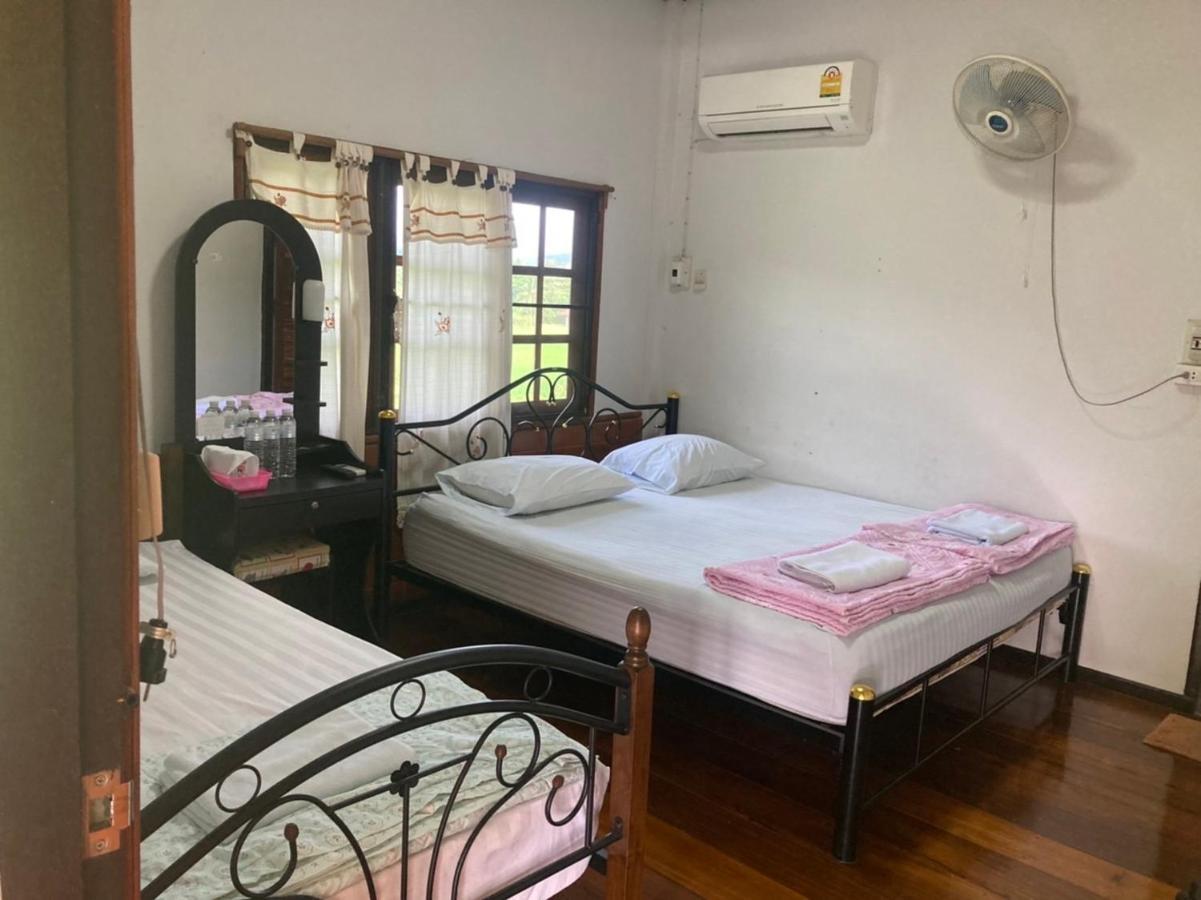 Ban Hua Nam Mae Sakut Pimpa House酒店 外观 照片